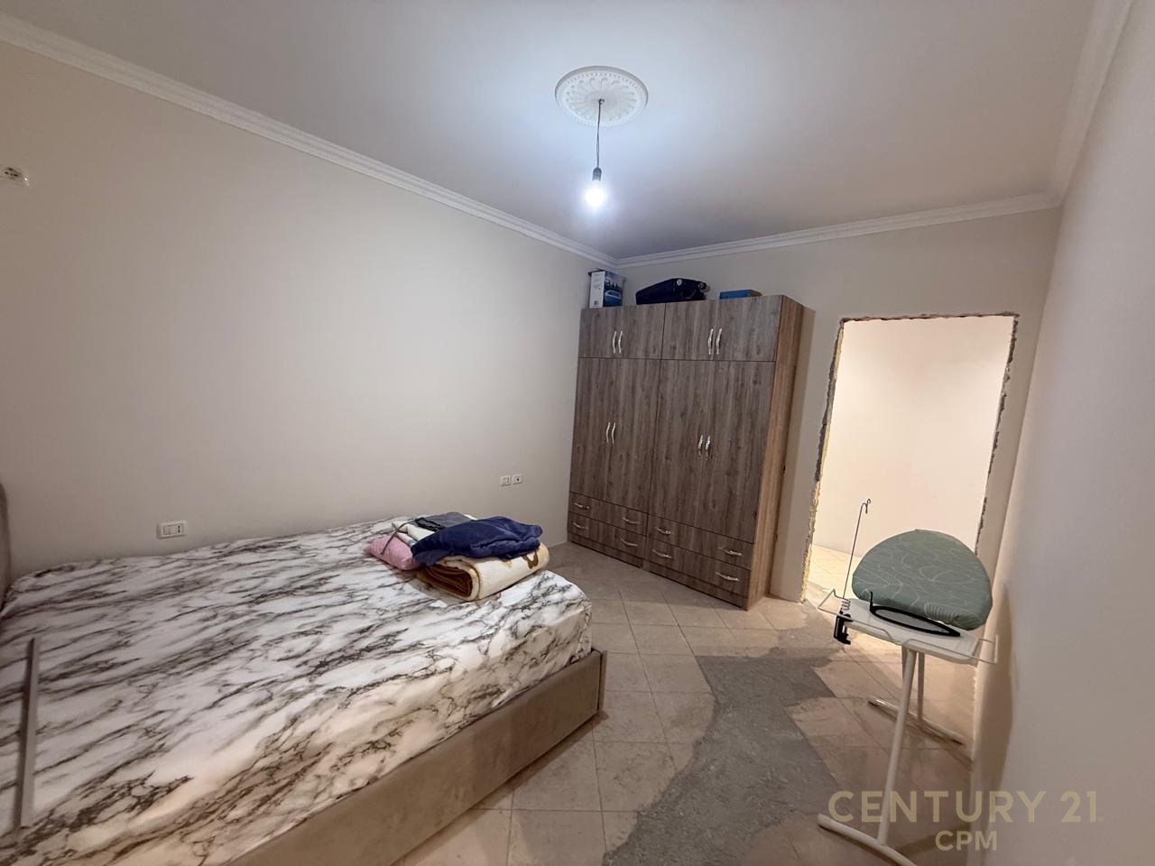 Apartament 3+1+2 +80m  Verande Per shitje në Fresk, Tiranë