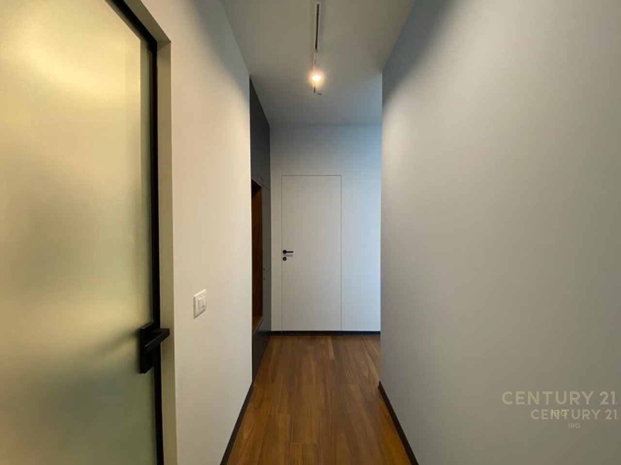 Apartment 1+1 me post parkimi te "Foleja e Gjelber"