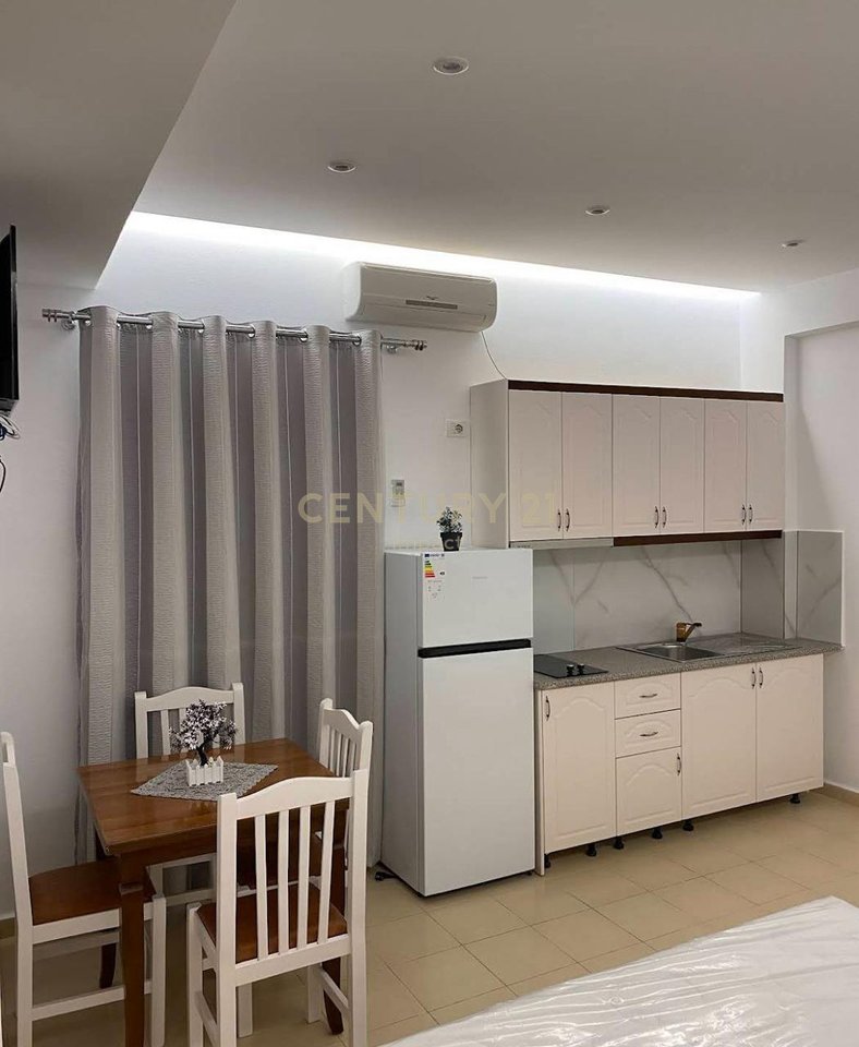 HOTEL NE SHITJE NE KSAIL!!