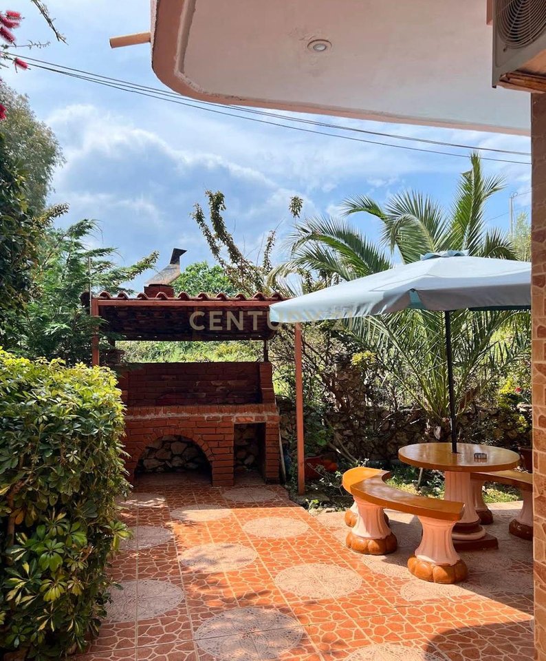 HOTEL NE SHITJE NE KSAIL!!