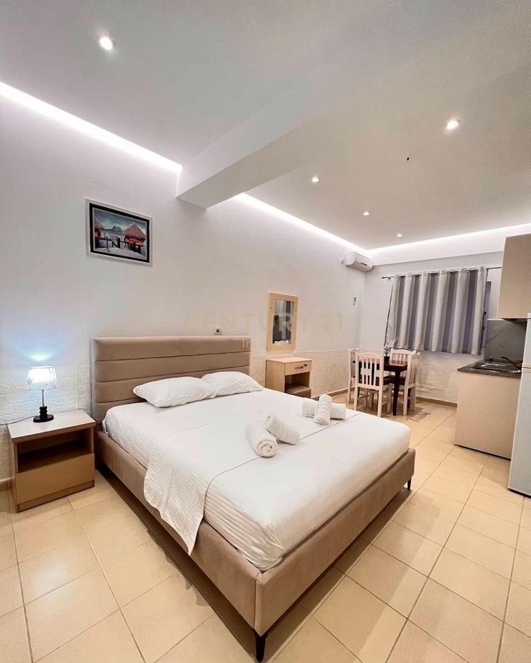 HOTEL NE SHITJE NE KSAIL!!