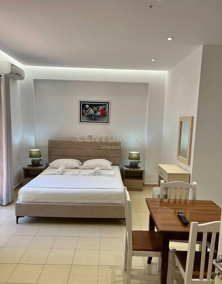 HOTEL NE SHITJE NE KSAIL!!