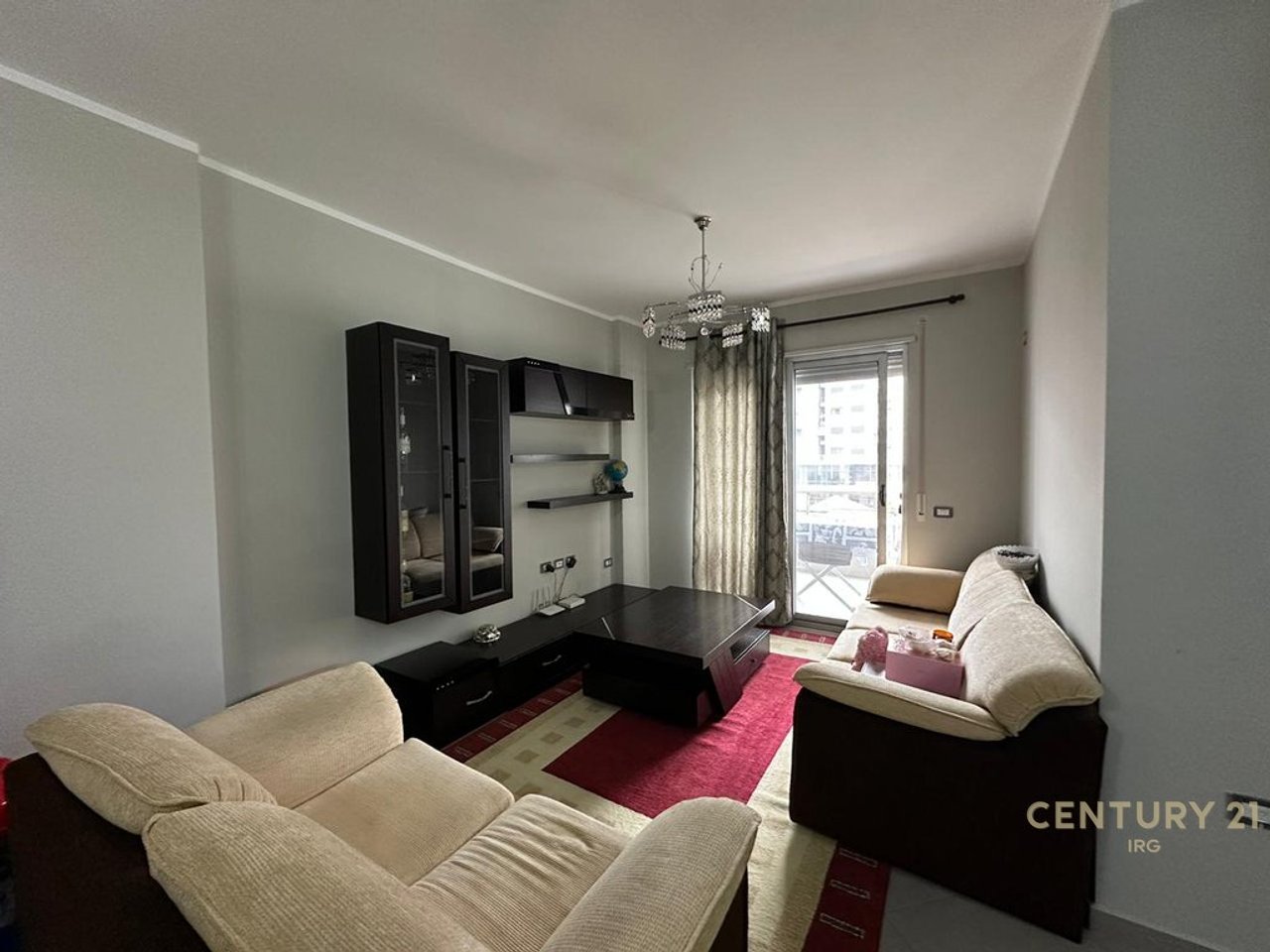 Apartament 2+1 per Qira prane Marinaj Hotel, Unaza e Re!