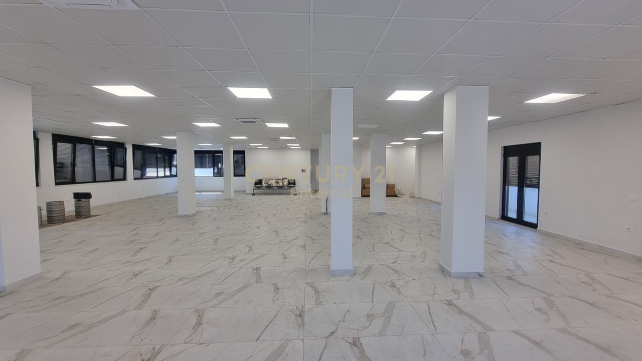 TEG Perballe - Rented Out Invested Space 280m2 + 70m2 Veranda For Offices