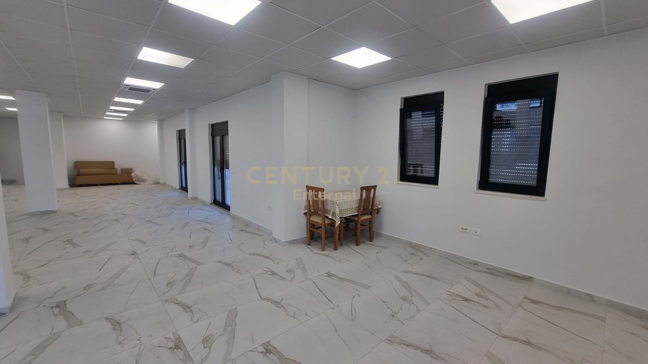 TEG Perballe - Rented Out Invested Space 280m2 + 70m2 Veranda For Offices
