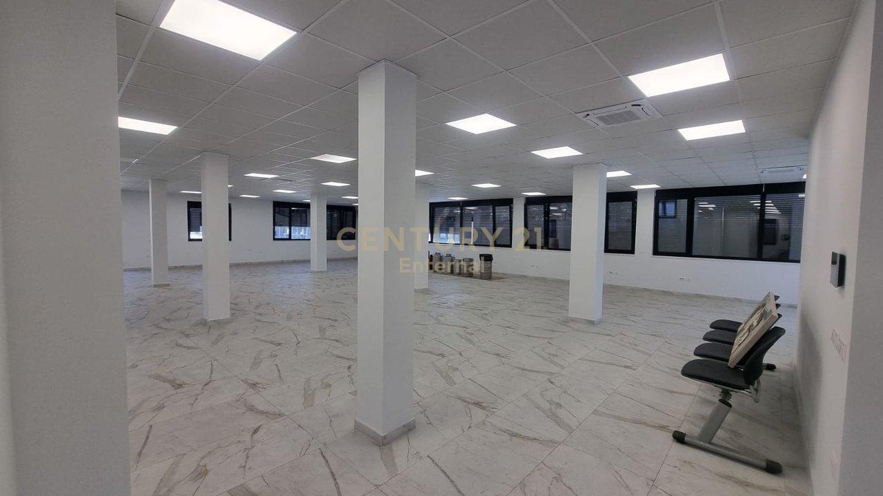 TEG Perballe - Rented Out Invested Space 280m2 + 70m2 Veranda For Offices