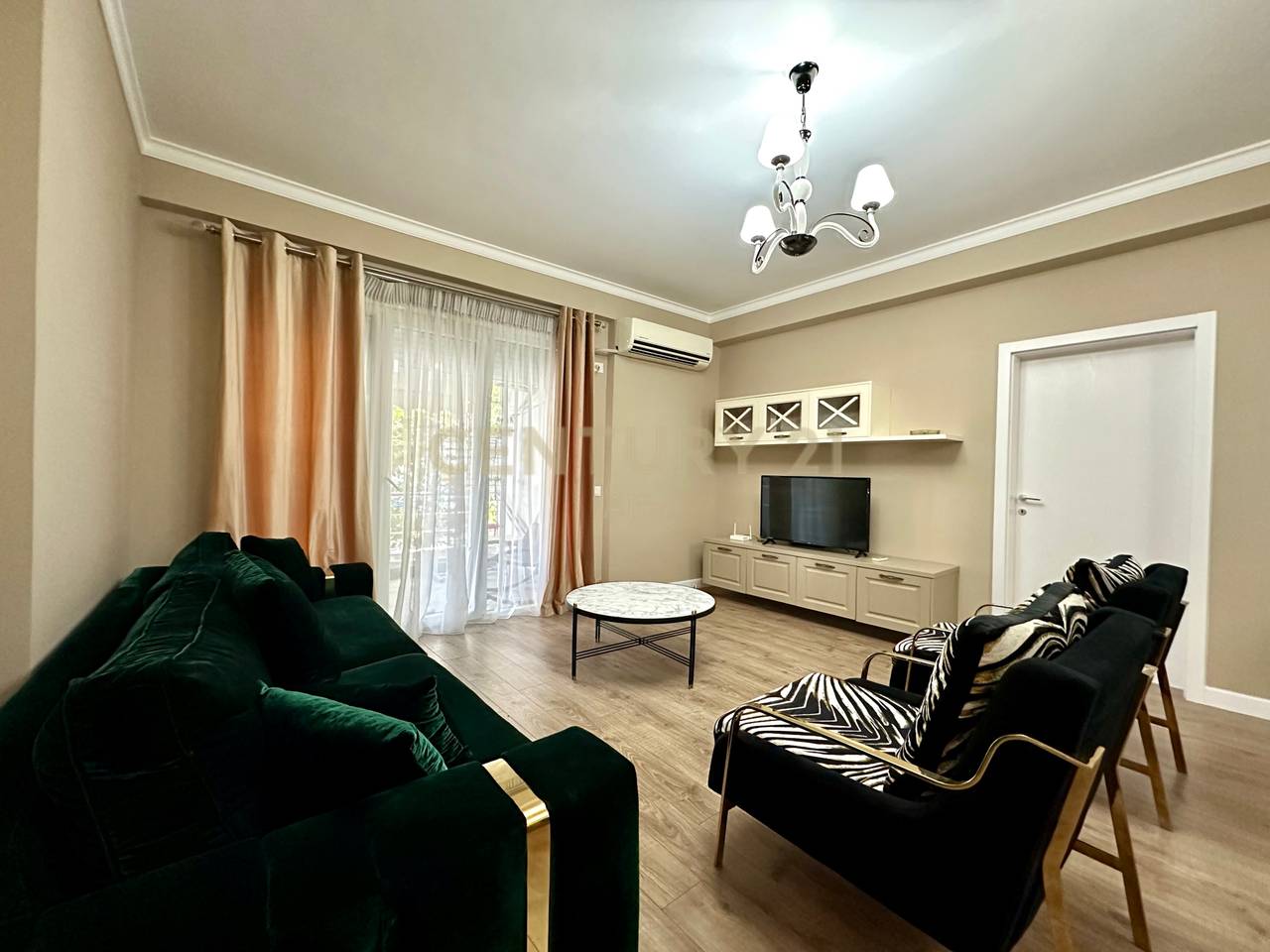 QIRA, APARTMENT 3+1+2 with PARKING SPACE, BOTANICAL GARDEN‼️