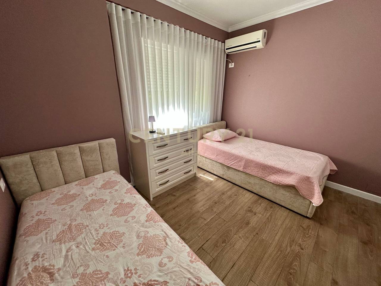 QIRA, APARTMENT 3+1+2 with PARKING SPACE, BOTANICAL GARDEN‼️