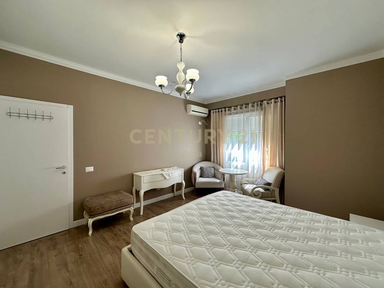 QIRA, APARTMENT 3+1+2 with PARKING SPACE, BOTANICAL GARDEN‼️