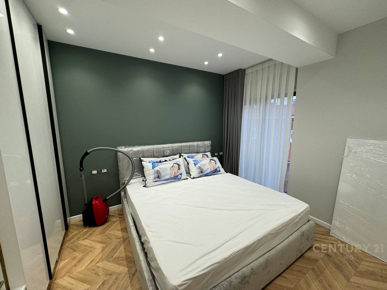 SHITET APARTAMENT 1+1 TEK KISHA KATOLIKE, RR. KAVAJES | 23,000,000 ALL