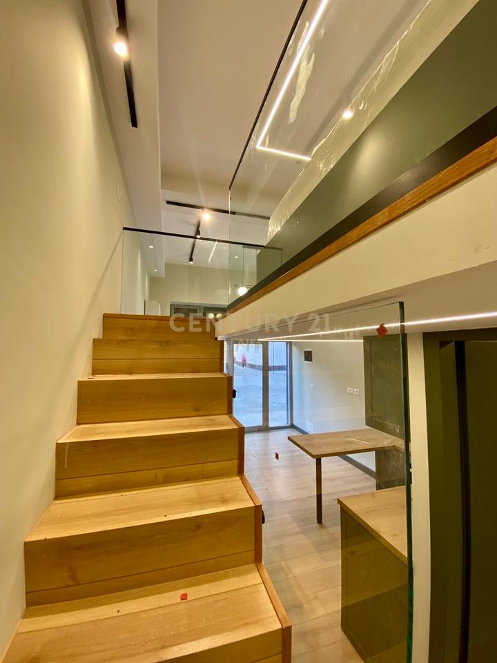 SHESIM, STUDIO LOFT NE XHAMLLIK‼️