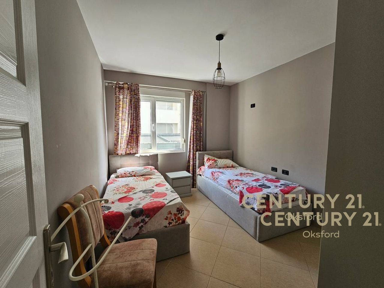 SHESIM DY APARTAMENTE 2+1+2 dhe 1+1 NE SHENGJIN 100 METRA LARG DETIT !