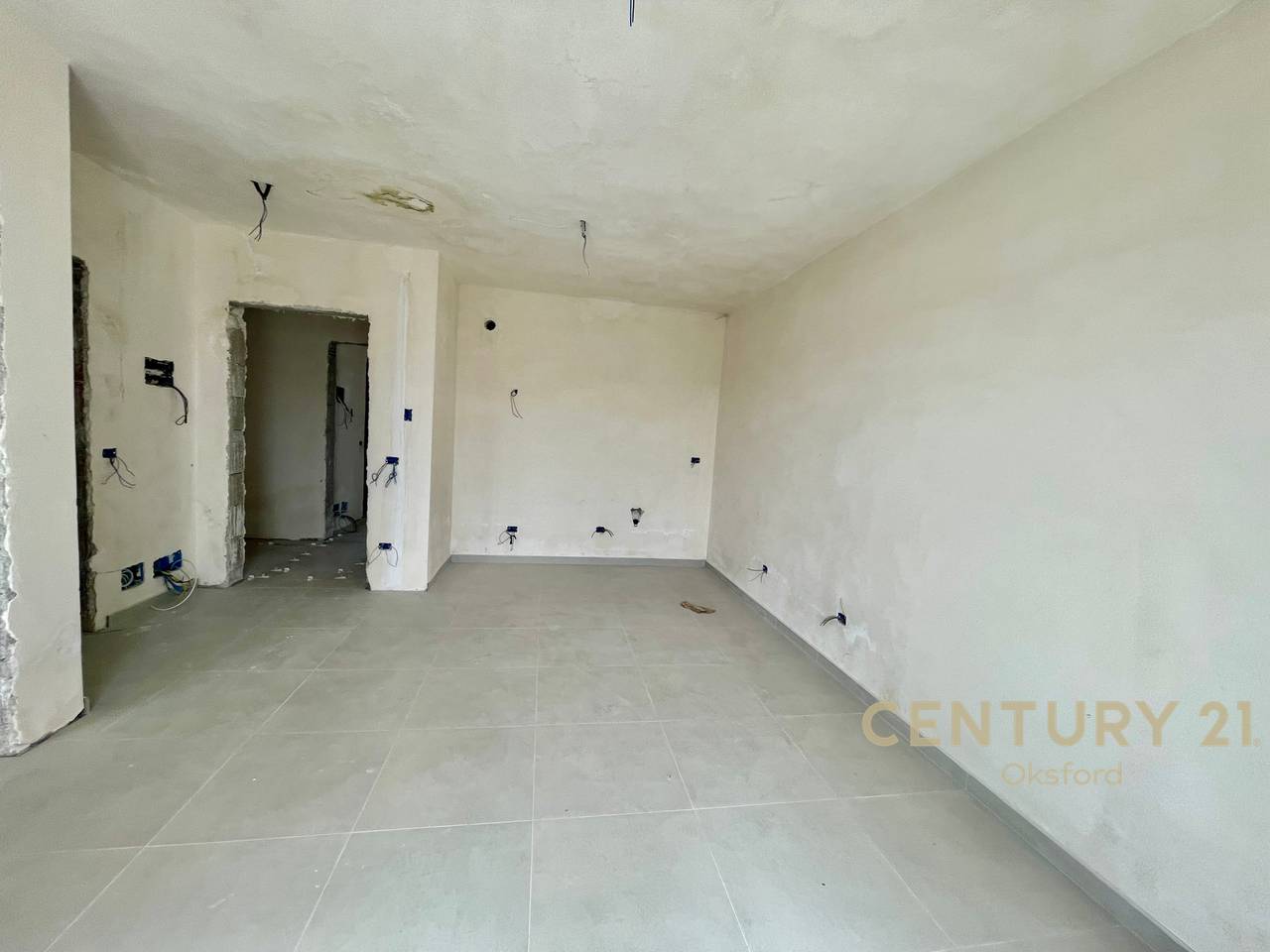 1+1 Apartament për Shitje në Golem