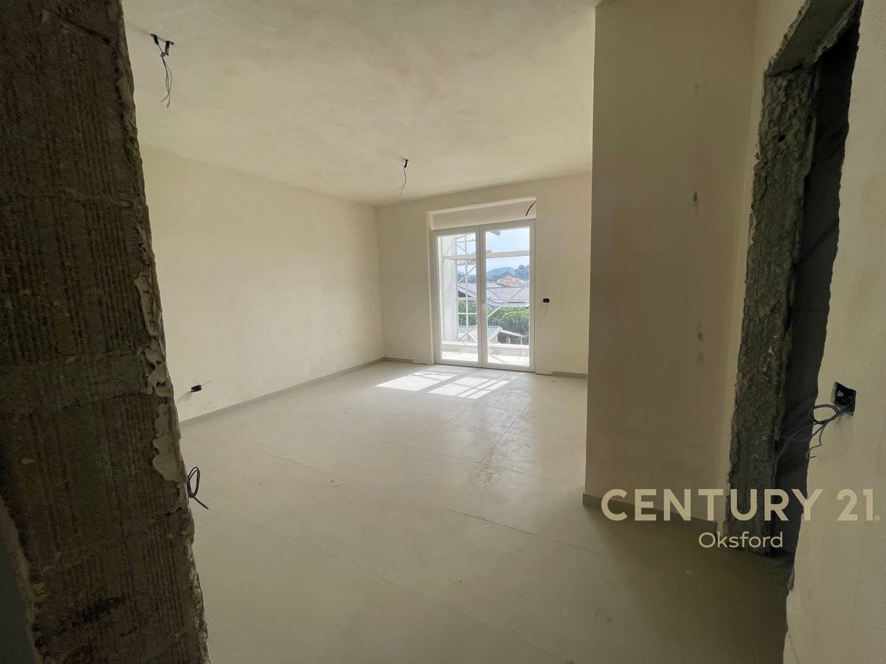 1+1 Apartament për Shitje në Golem