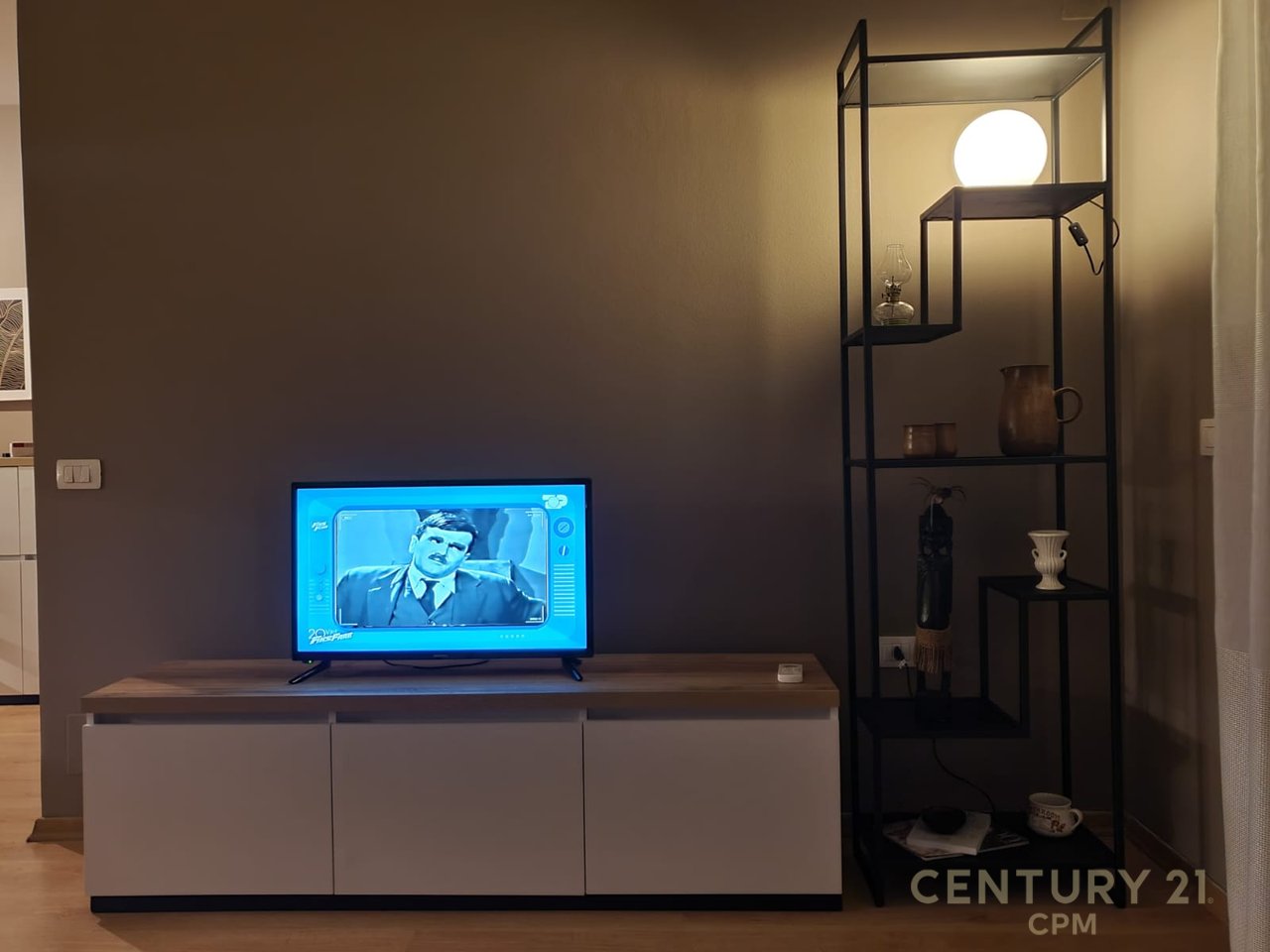 Apartament 1+1 per qira tek Kontakti, 21 Dhjetori, Tiranë!