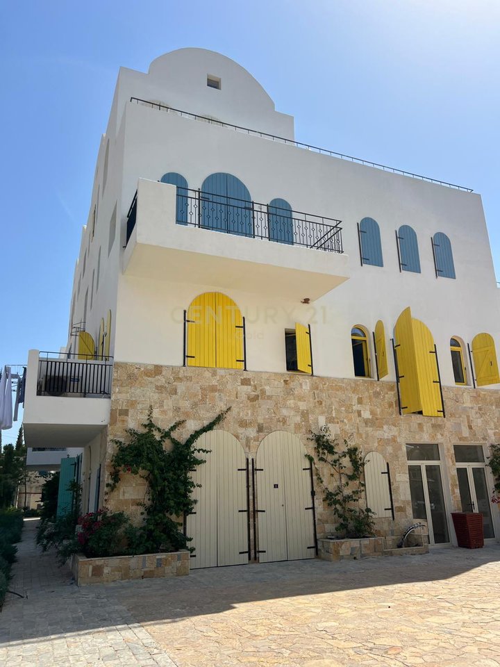 Apartment 1+1 at Residence "Square Village" Dhërmi