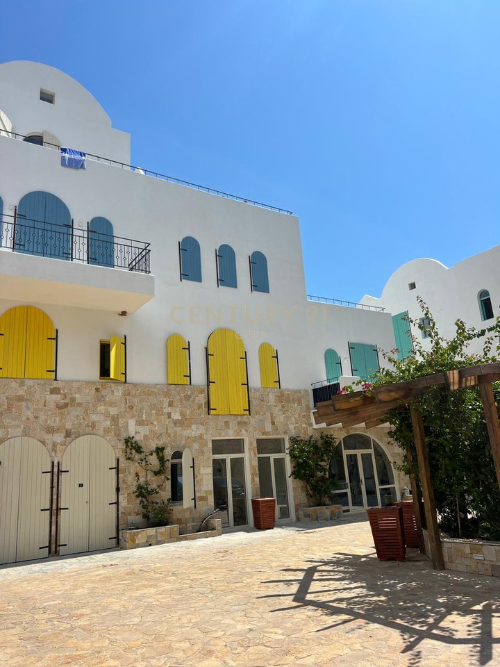 Apartment 1+1 at Residence "Square Village" Dhërmi