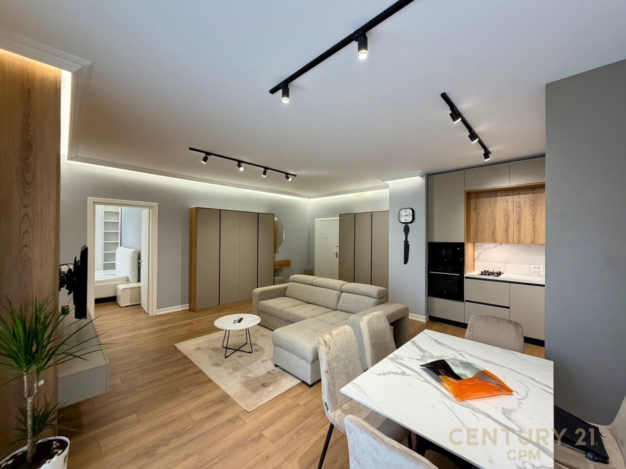 APARTAMENT 1+1 MODERN PER QIRA NE DON BOSKO! (PA BANUAR ME PARE)