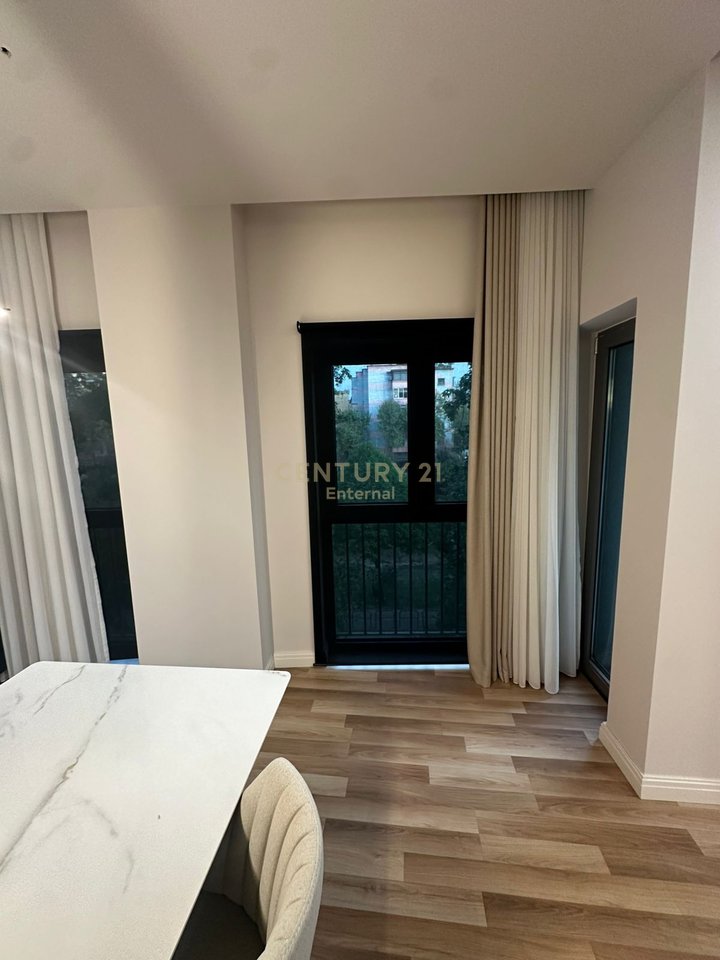 ATSH, Ministero della Giustizia - Appartamento 1+1 in Affitto Arredamento di Lusso + Parcheggio