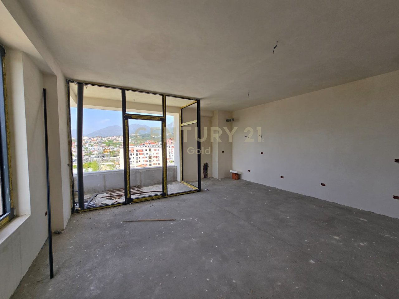 OKAZION! APARTAMENT 2+1 PER SHITJE TEK +FOREST RESIDENCE!