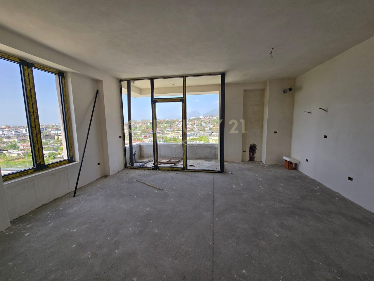 OKAZION! APARTAMENT 2+1 PER SHITJE TEK +FOREST RESIDENCE!