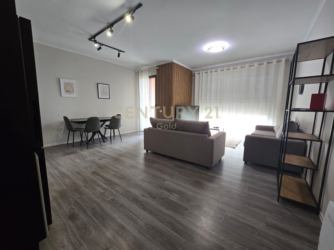 FOR RENT 2+1+2 APARTMENT + PARKING SPACE AT ASL COMPLEX!