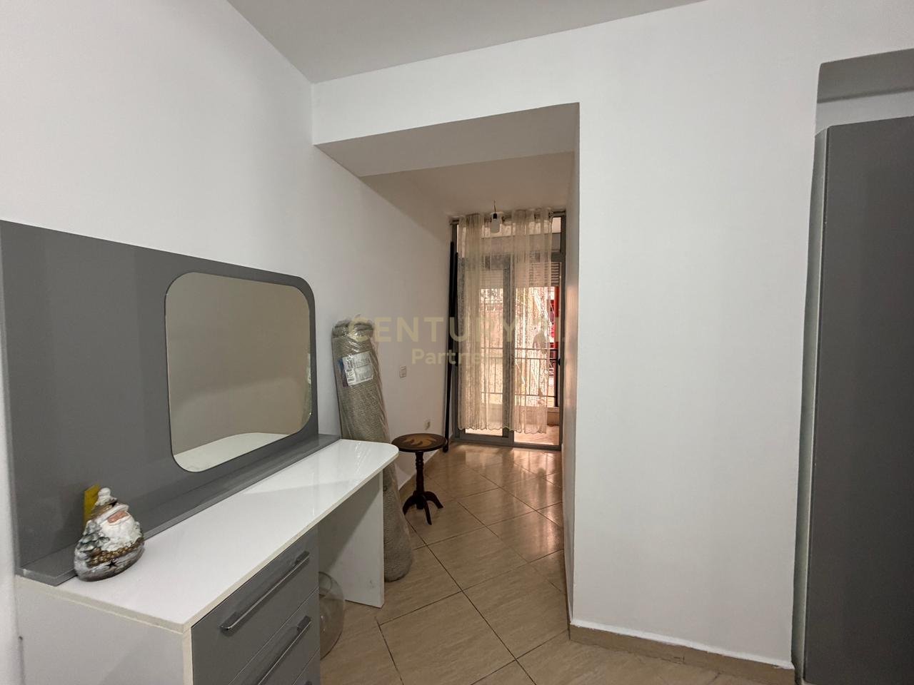 SHESIM APARTAMENT  3+1+2  PRANE RRETHRROTULLIMIT në Astir- 185,000.00€ | 116 m²