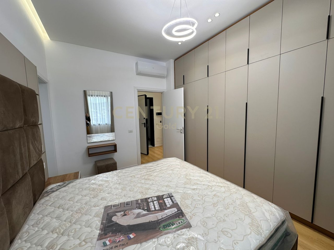 APPARTAMENTO PREMIUM 2+1+2 IN AFFITTO, APPENA ARREDATO CON POSTO AUTO