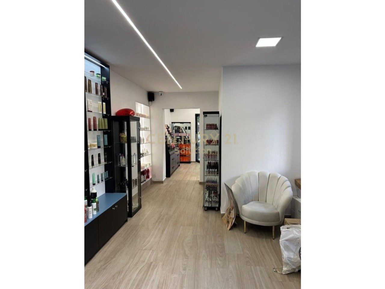 JAPIM PER QIRA DYQAN BUZE RRUGES FORTUZI!