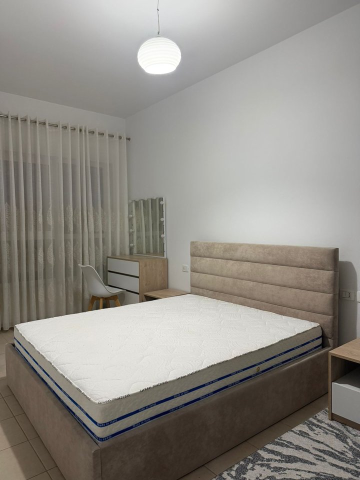 Apartament 1+1 Me Qira në Ali Demi, Tiranë.