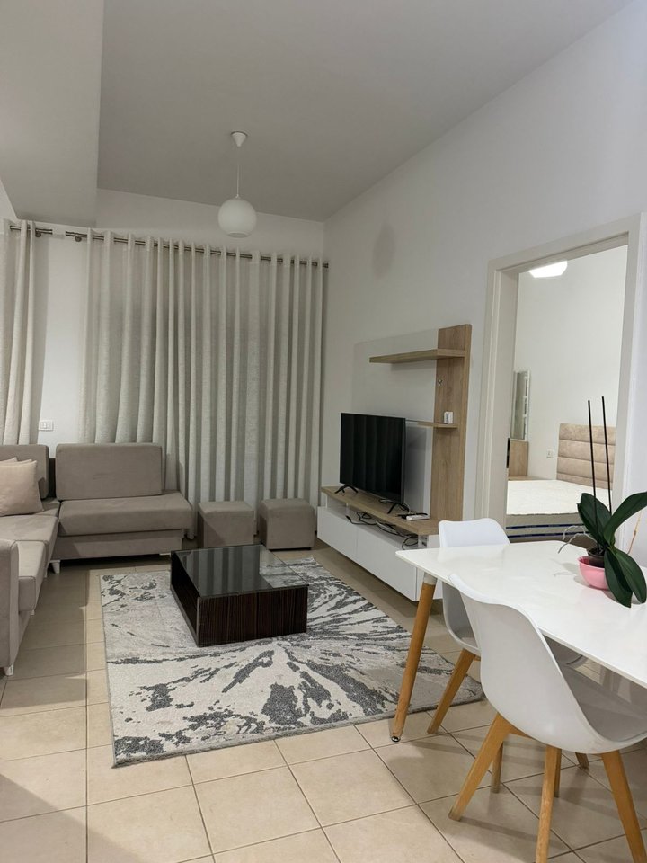 Apartament 1+1 Me Qira në Ali Demi, Tiranë.