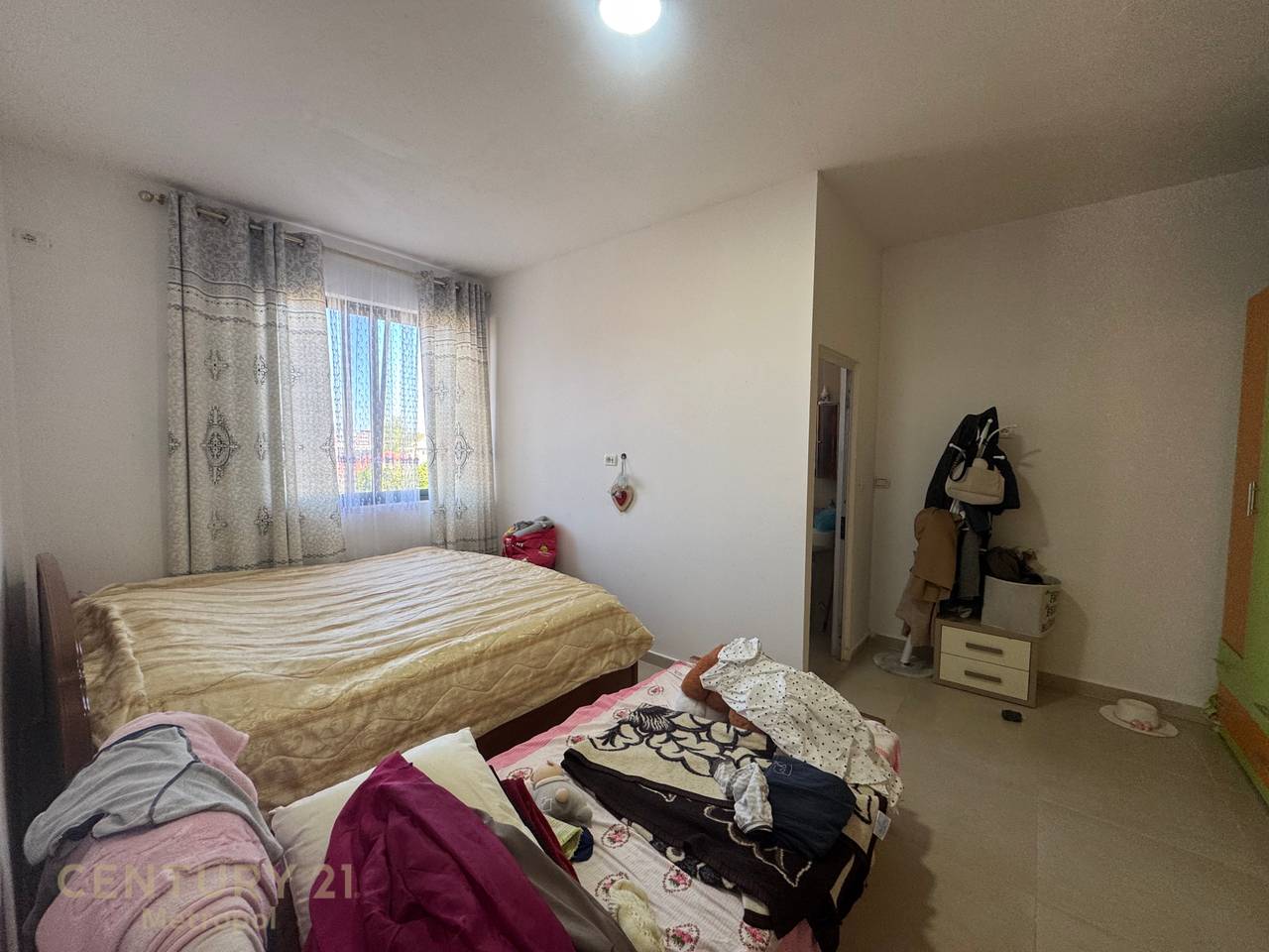 JAPIM ME QIRA APARTAMENT 1+1 NE KATIN 1 TE NJE VILE 3 KATESHE PRANE VILAVE GJERMANE!