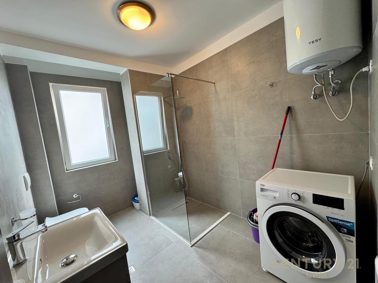 DUPLEX 3+1+2 IN VENDITA NELLA RESIDENZA KODRA E DIELLIT 1!