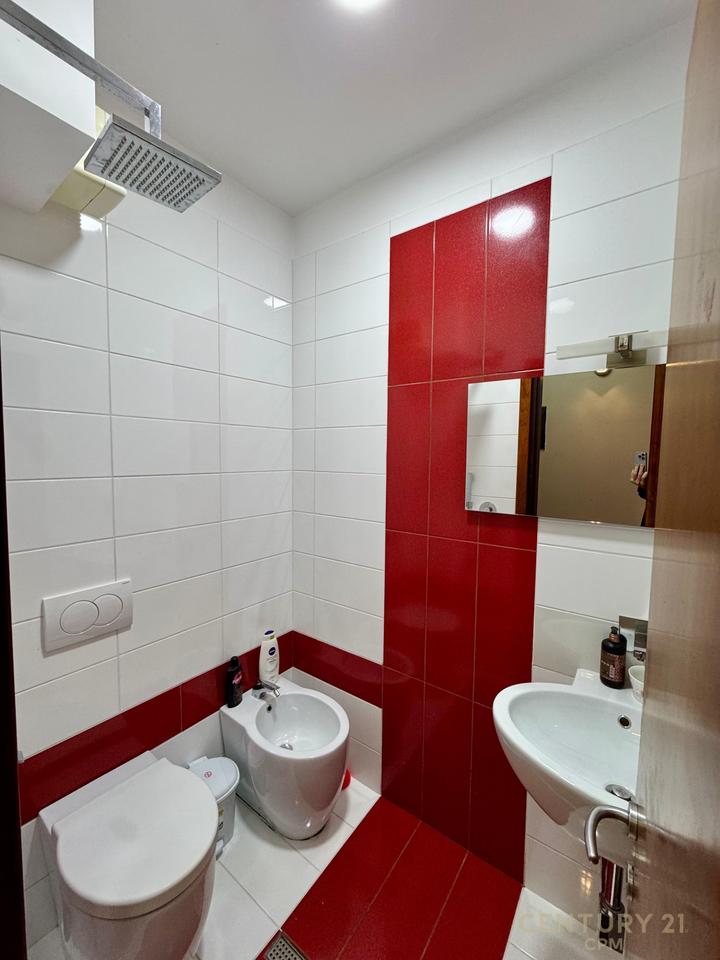 DUPLEX 3+1+2 IN VENDITA NELLA RESIDENZA KODRA E DIELLIT 1!