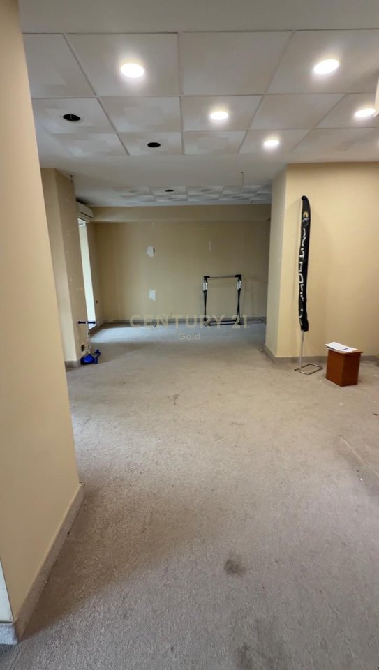 Per shitje Dyqan tek Taiwani - 600,000€ | 100 m²