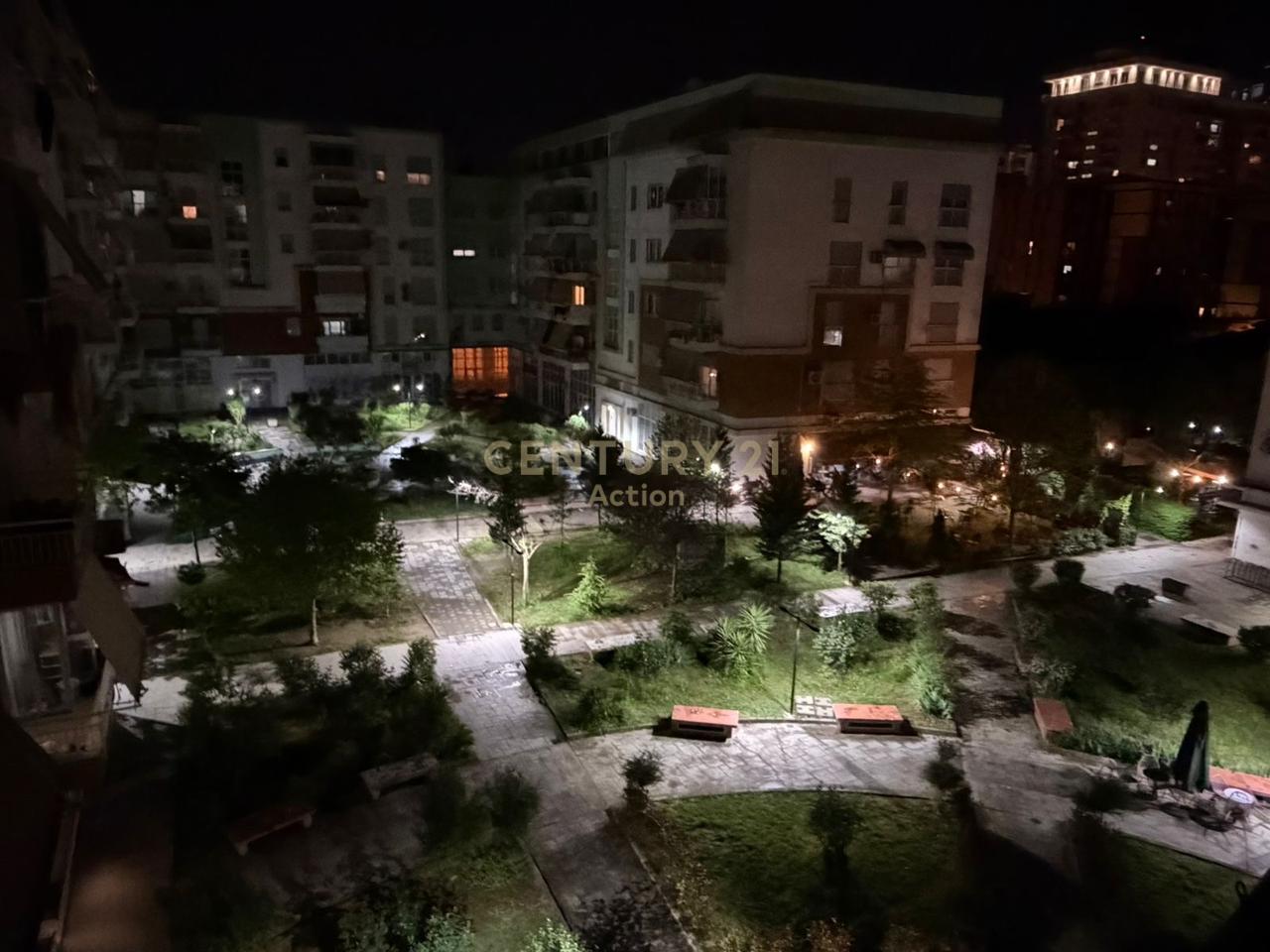Shitet apartament te Gener 2 ne rrugen “Jordan Misja”.
