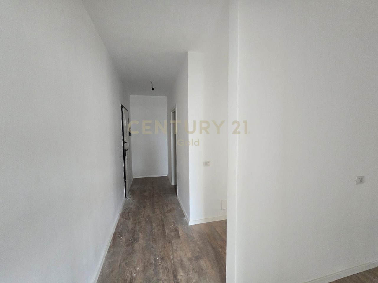 APARTMENT 2+1+2 FOR SALE IN COMPLEX E-88, LAPRAKE!