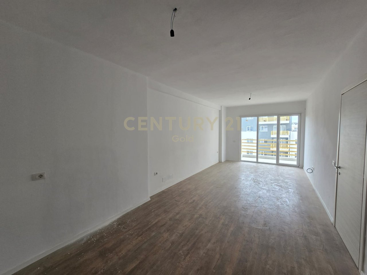 APARTMENT 2+1+2 FOR SALE IN COMPLEX E-88, LAPRAKE!