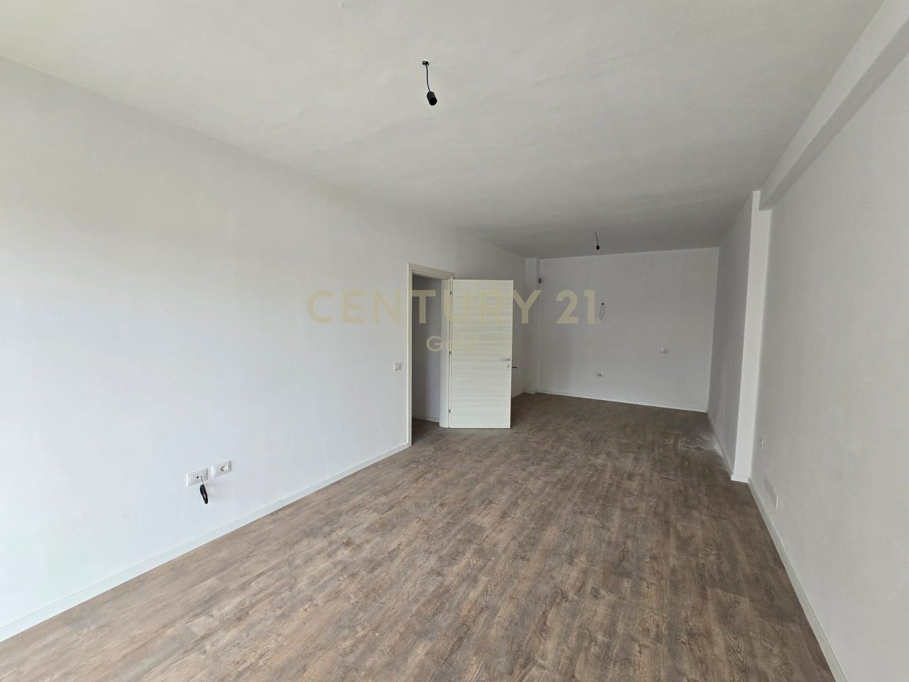 APARTMENT 2+1+2 FOR SALE IN COMPLEX E-88, LAPRAKE!