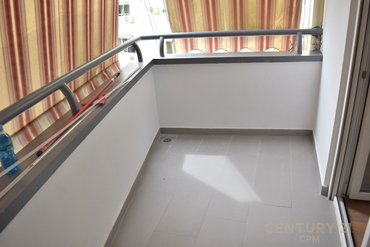 Uffici moderni in affitto vicino allo Stadio Air Albania