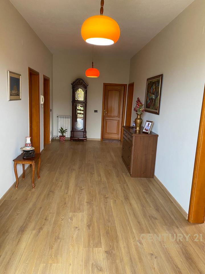 APPARTAMENTO IN AFFITTO 3+1 CON POSTO AUTO VICINO ALLA CITTÀ STUDENTESCA