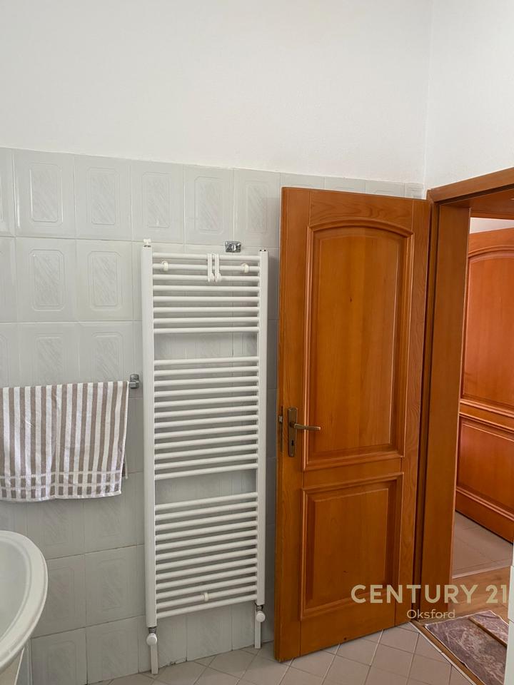 APPARTAMENTO IN AFFITTO 3+1 CON POSTO AUTO VICINO ALLA CITTÀ STUDENTESCA