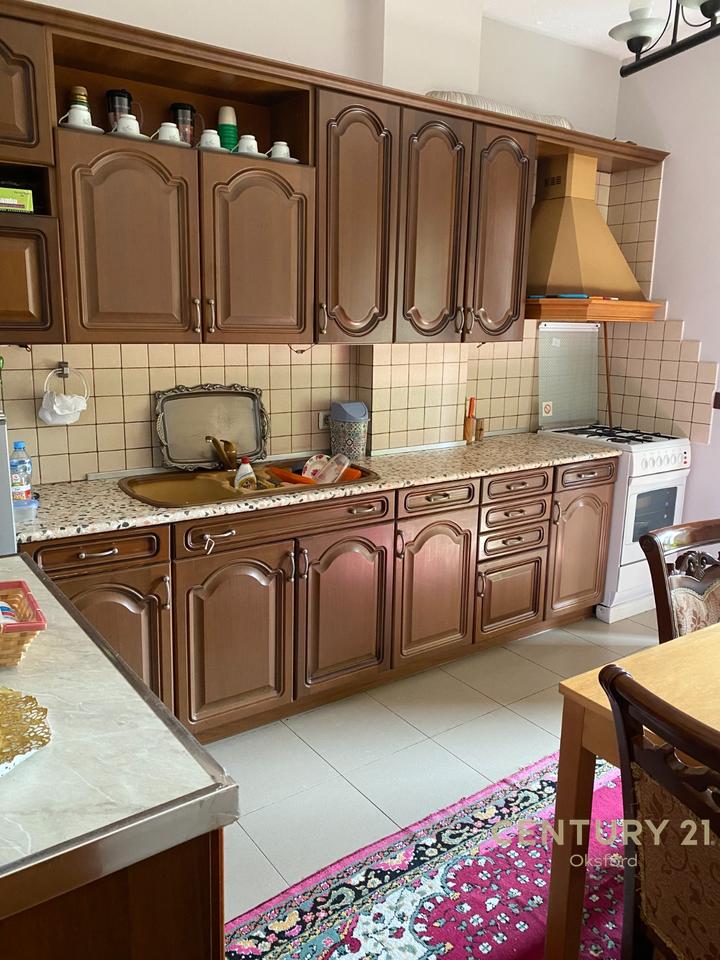 APPARTAMENTO IN AFFITTO 3+1 CON POSTO AUTO VICINO ALLA CITTÀ STUDENTESCA