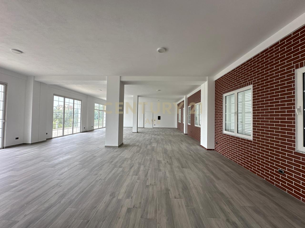 Ambient Biznesi per Qira ne Paskuqan!