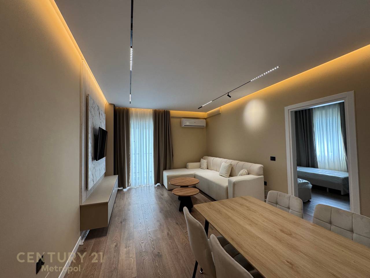 APPARTAMENTO MODERNO 2+1+2 IN AFFITTO, BALCONE!