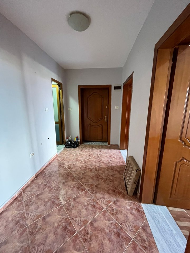 APPARTAMENTO IN VENDITA A POGRADEC – VIA OSPEDALE, CON VISTA SUL LAGO!!