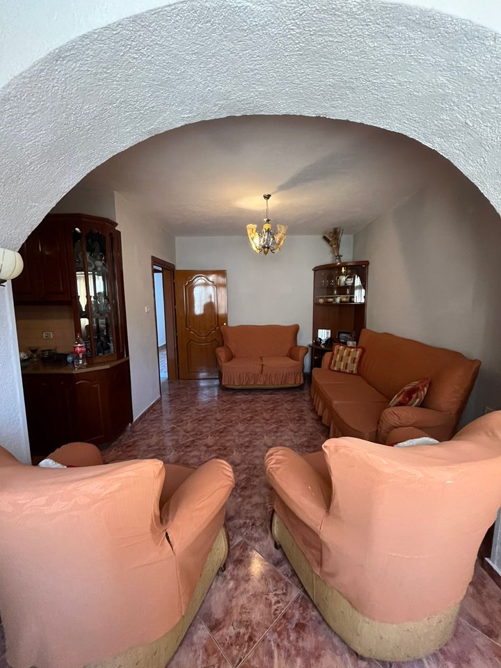 APPARTAMENTO IN VENDITA A POGRADEC – VIA OSPEDALE, CON VISTA SUL LAGO!!
