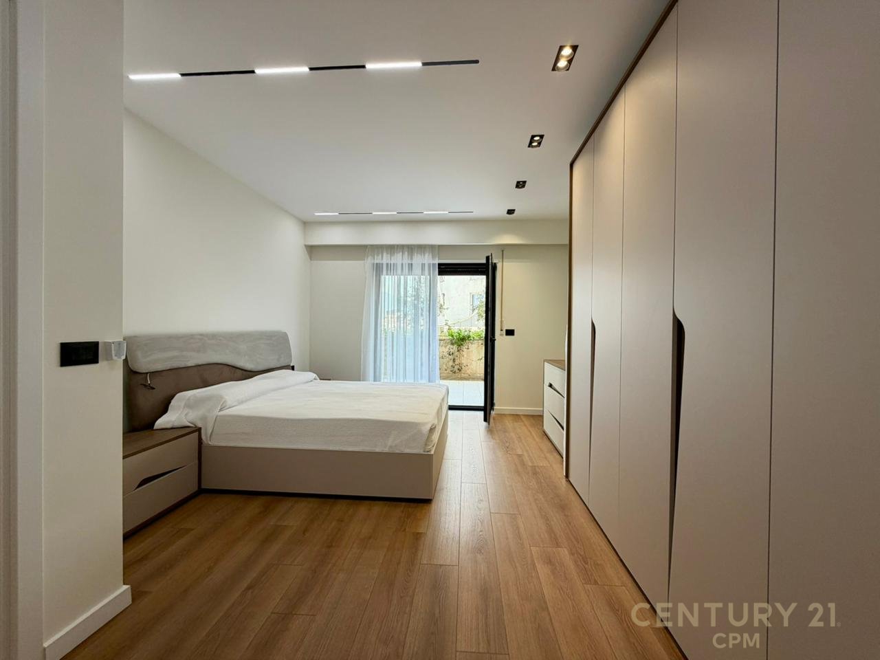 APPARTAMENTO MODERNO 2+1+2+PARCHEGGIO A KODRA E DIELLIT 2 RESIDENCE! (MAI OCCUPATO PRIMA)