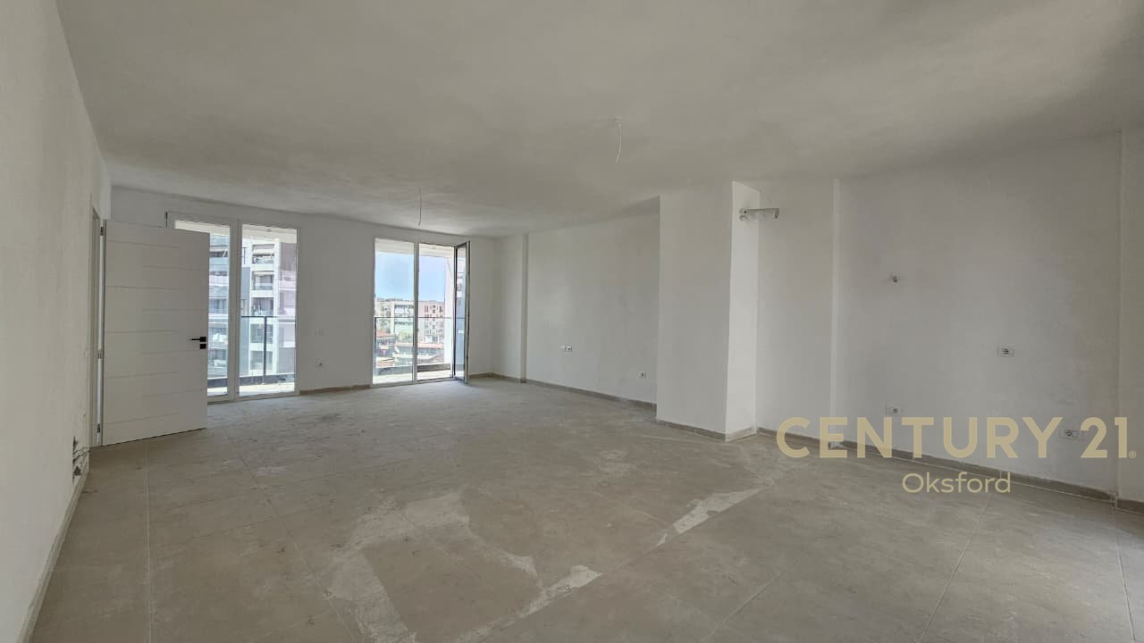 APARTMENT 3+1+2, FOR RENT NEAR 'PHARMACY 10'