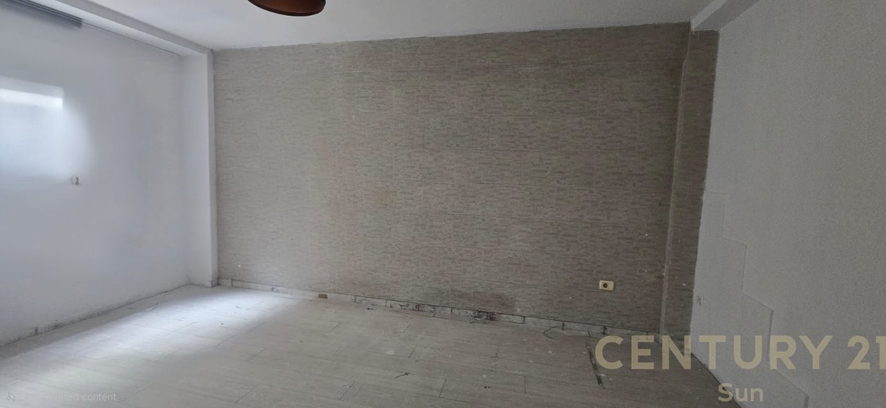 Ufficio in affitto 120 m² a Piazza Wilson 850 € !!!